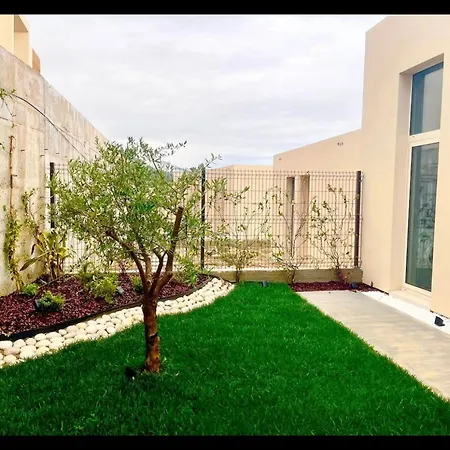 Coast Palace Apartamento *